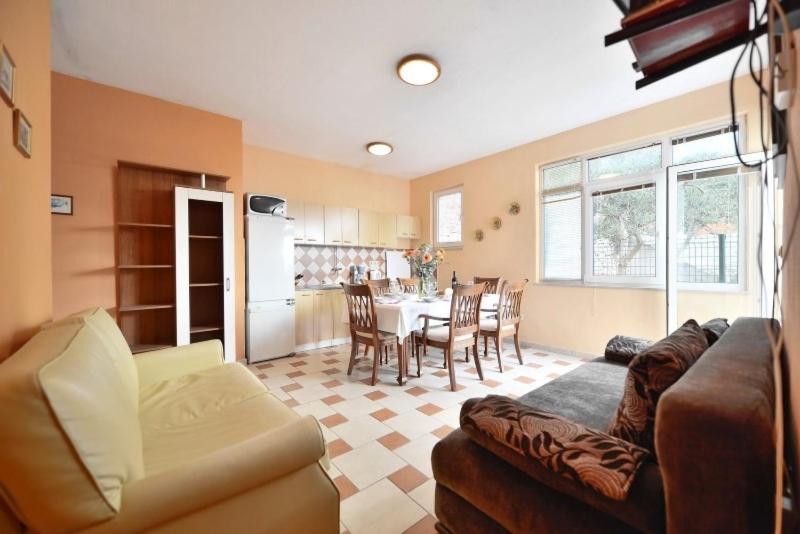 הוילה לוקבה House Rogoznica מראה חיצוני תמונה